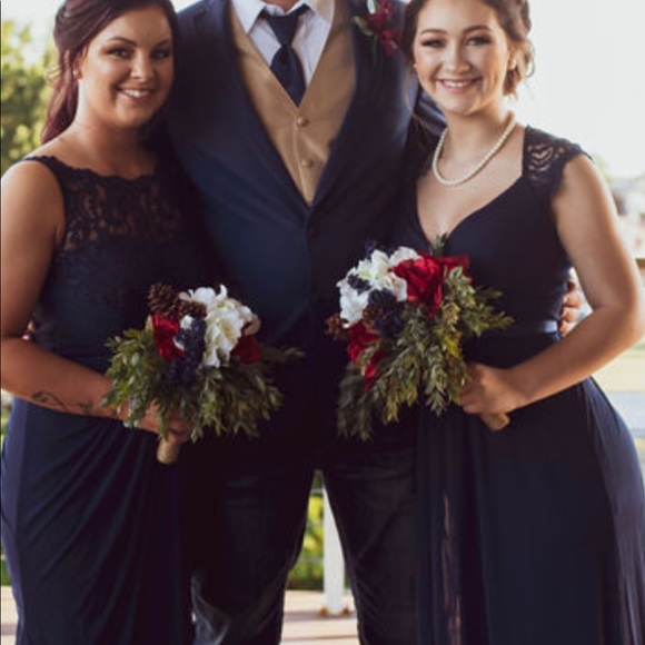 Dress - Picture 3 of 4